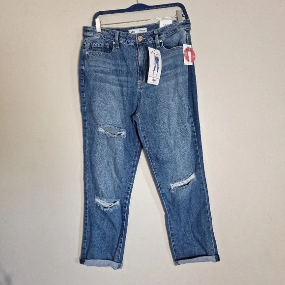 YMI DREAM Hybrud Denim Distressed Cuffed Mom Jeans Size 13/31 - Picture 2 of 10